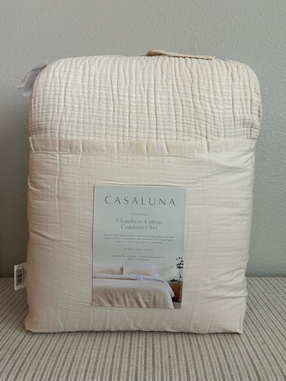 NWT King/ California King Textured Chambray Comforter & Sham Set Natural - Casal